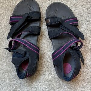Vibram Black Sandals with Pink Stripes